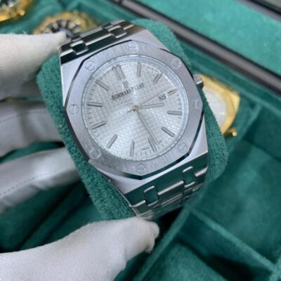 Audemars Piguet Chain Watch