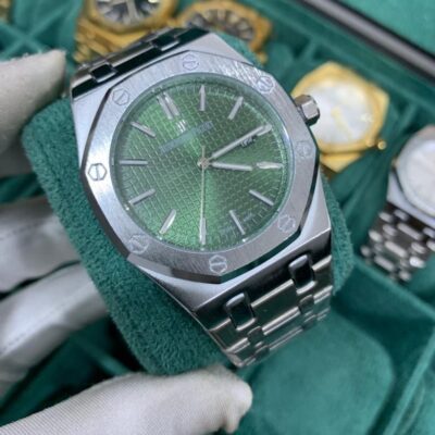 Audemars Piguet Chain Watch